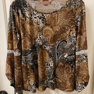 Amiana Gold and Brown Boxy Blouse with Relaxed Fit